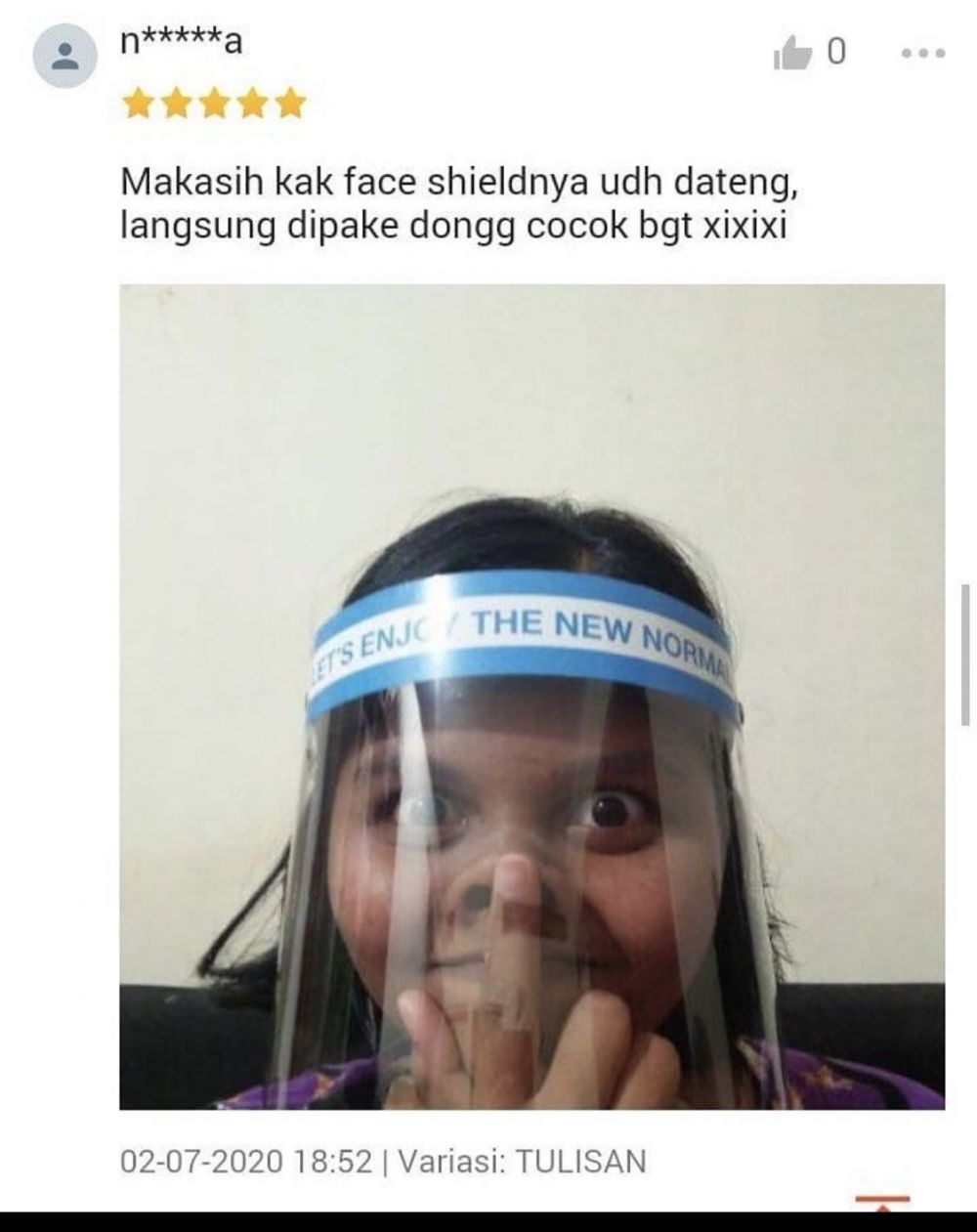 Potret narsis review barang di online shop © berbagai sumber