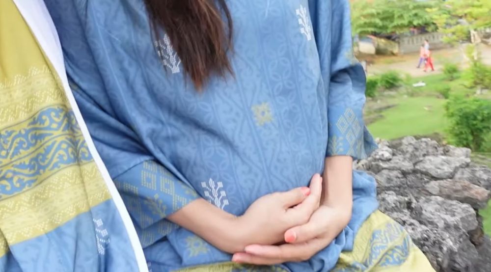 Momen Indah permatasari umumkan kehamilan © berbagai sumber