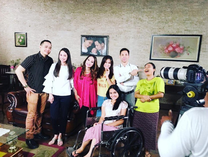 kedekatan Irene Librawati dan Amanda Manopo © Instagram kedekatan Irene Librawati dan Amanda Manopo © Instagram