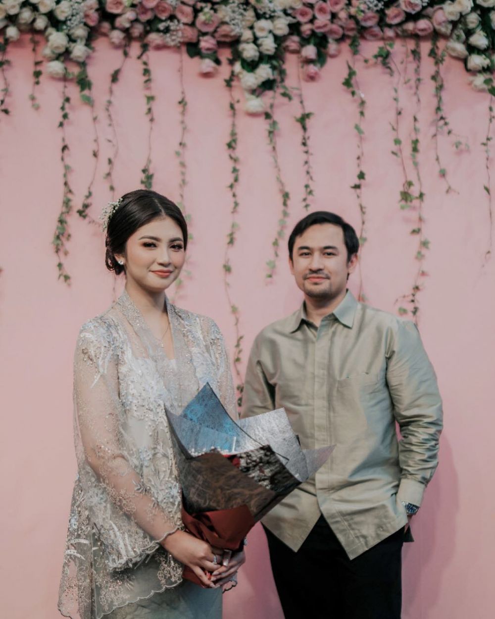 momen lamaran mantan artis cilik © berbagai sumber