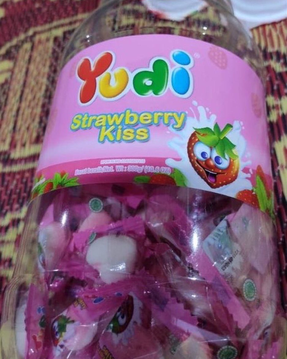 bungkus cemilan tulisannya lucu © berbagai sumber bungkus cemilan tulisannya lucu © berbagai sumber