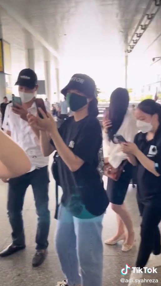 Momen TikToker Vidhia temui pacar di Vietnam © Tiktok