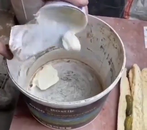 Potret tempat camilan ala kuli bangunan © berbagai sumber