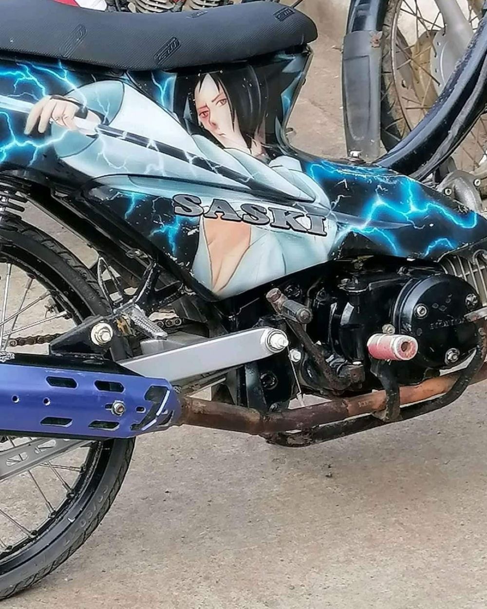 potret motor di parkiran bentuknya unik © instagram