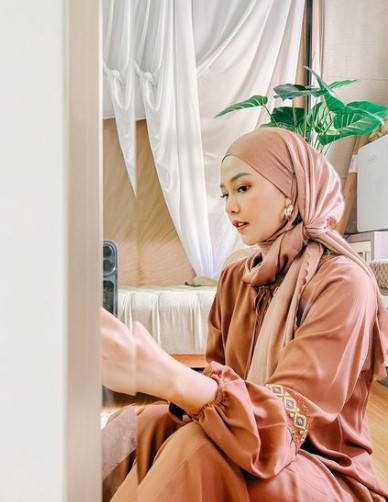 penampilan terbaru Dara Arafah © Instagram