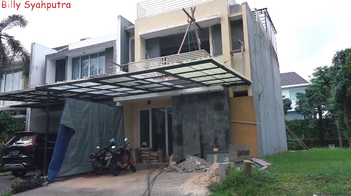 potret rumah joglo billy syahputra © YouTube potret rumah joglo billy syahputra © YouTube