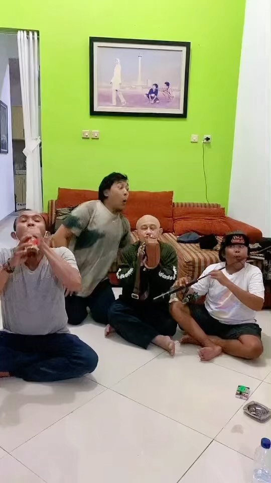 perjalanan karier Caisar 'YKS' © berbagai sumber perjalanan karier Caisar 'YKS' © berbagai sumber