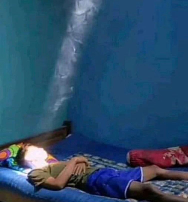 tempat orang istirahat malah absurd © berbagai sumber tempat orang istirahat malah absurd © berbagai sumber