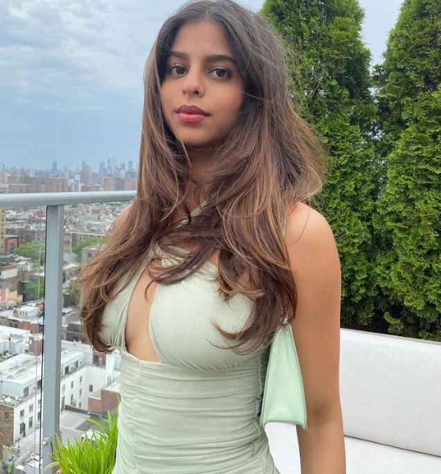 Suhana Khan debut Berbagai sumber