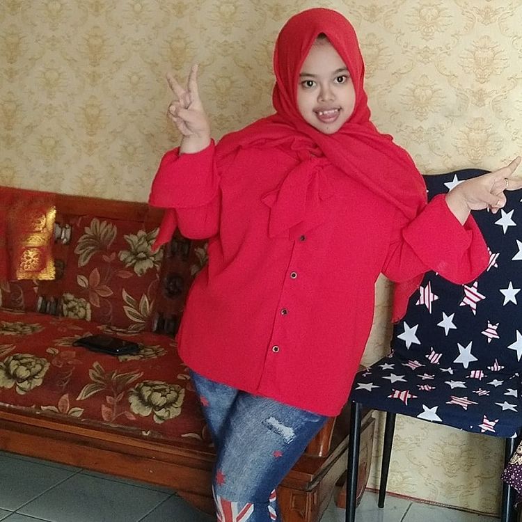 Transformasi penampilan Kekeyi © berbagai sumber