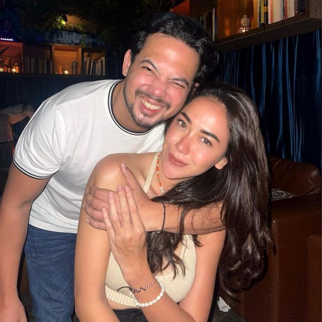 potret mesra Adilla Dimitri dan Baby Jovanca © Instagram potret mesra Adilla Dimitri dan Baby Jovanca © Instagram