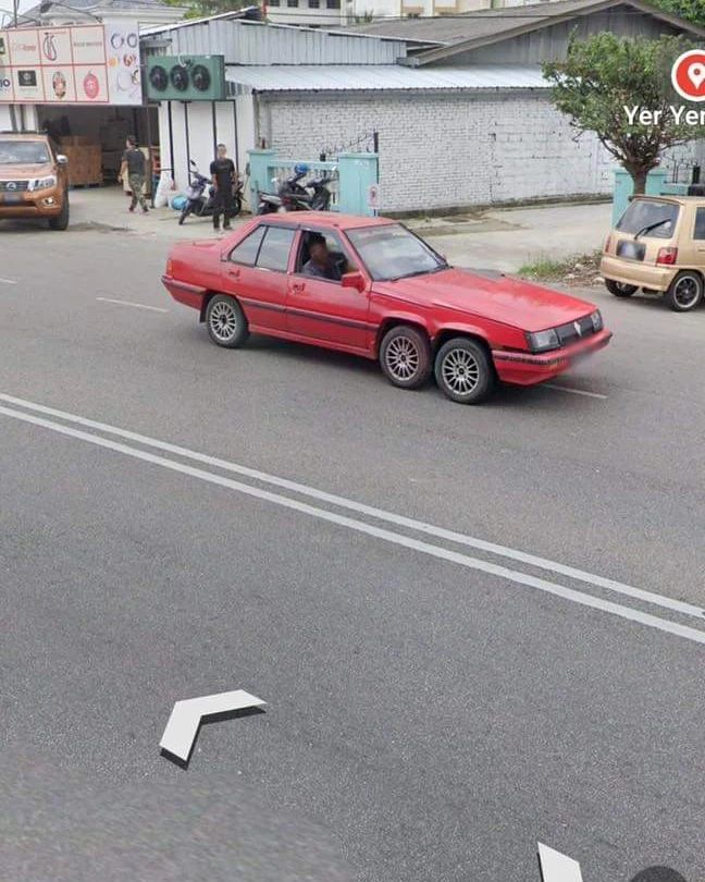 penampakan kendaraan jadi aneh banget © Instagram