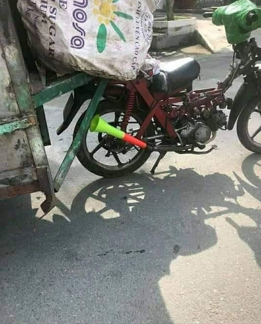 penampakan kendaraan jadi aneh banget © Instagram