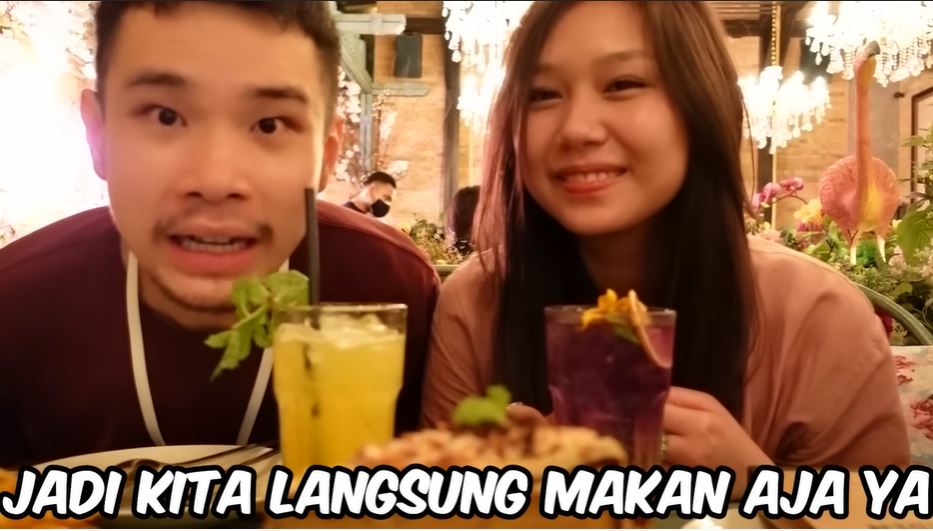 Jess No Limit dan Sisca Kohl Berbagai sumber Jess No Limit dan Sisca Kohl Berbagai sumber