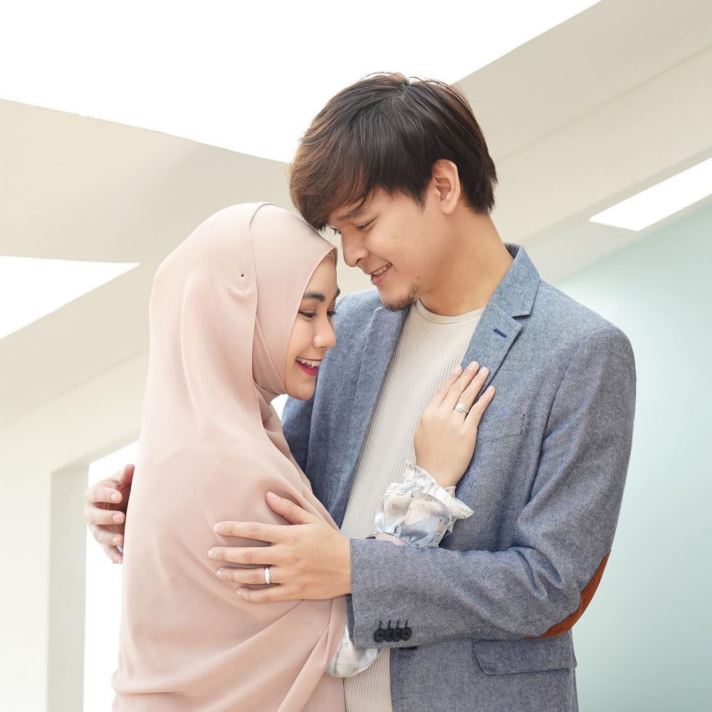 Potret romantis Anisa Rahma dan suami © Instagram Potret romantis Anisa Rahma dan suami © Instagram