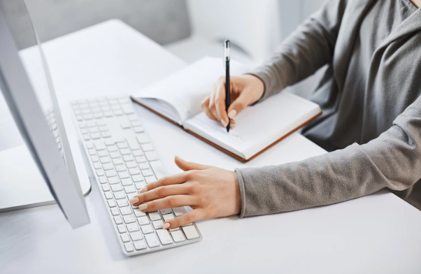 Abstrak adalah ringkasan isi karya tulis © 2022 berbagai sumber