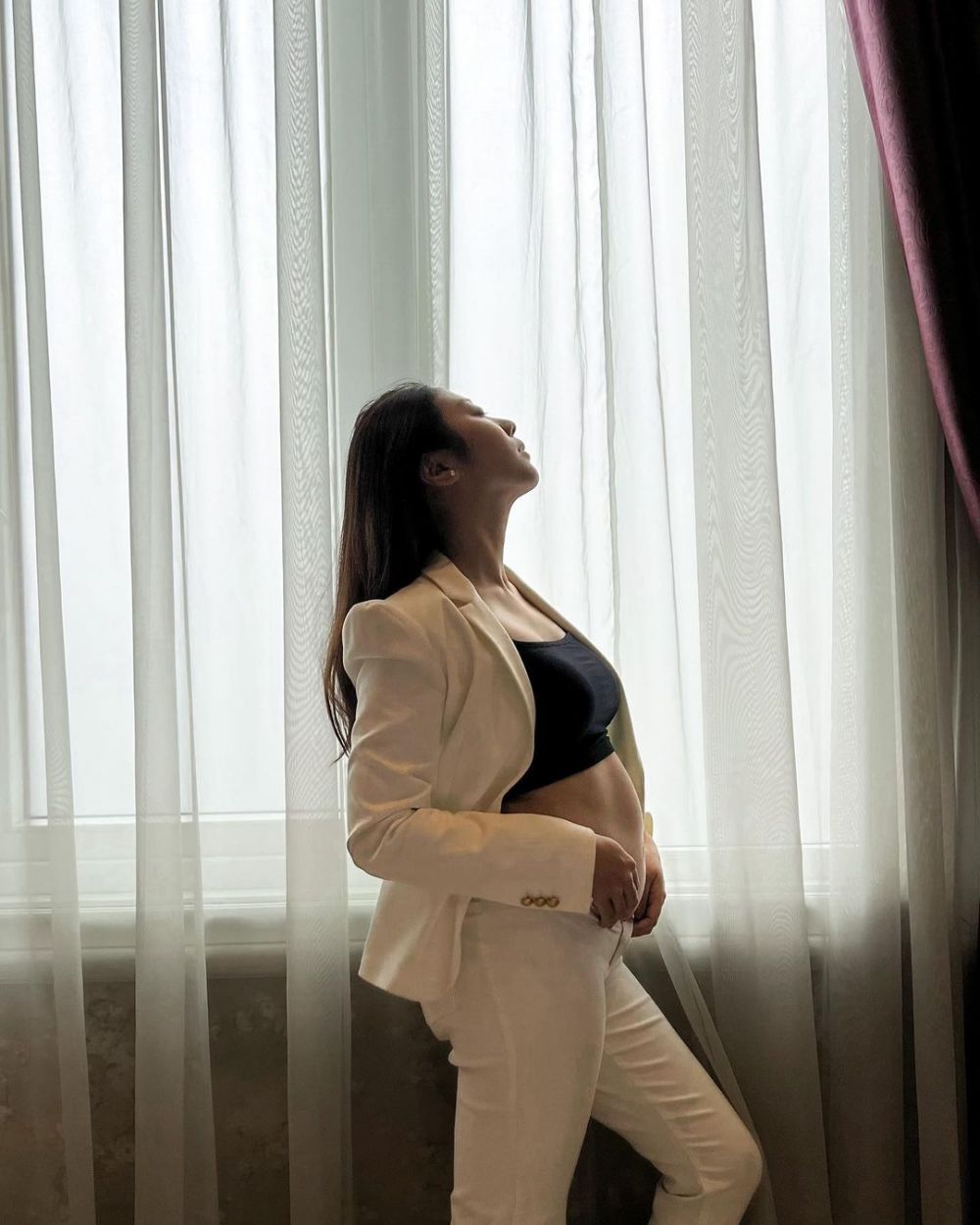 potret winona willy pamer baby bump © instagram