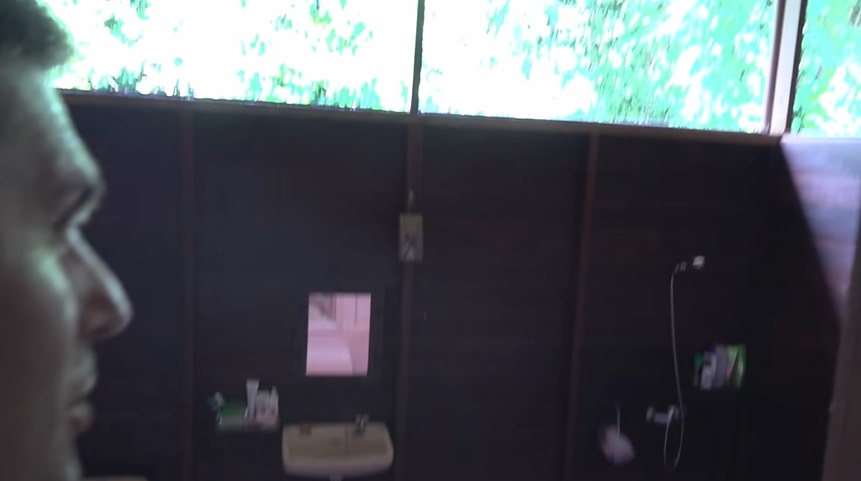 rumah keluarga kalaweit © YouTube rumah keluarga kalaweit © YouTube