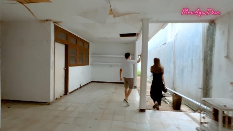 rumah baru Luna Maya Berbagai sumber