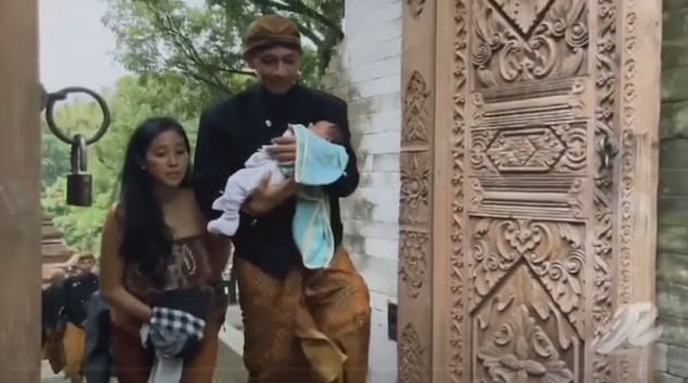 Momen akikah anak Olivia Zalianty © Instagram Momen akikah anak Olivia Zalianty © Instagram