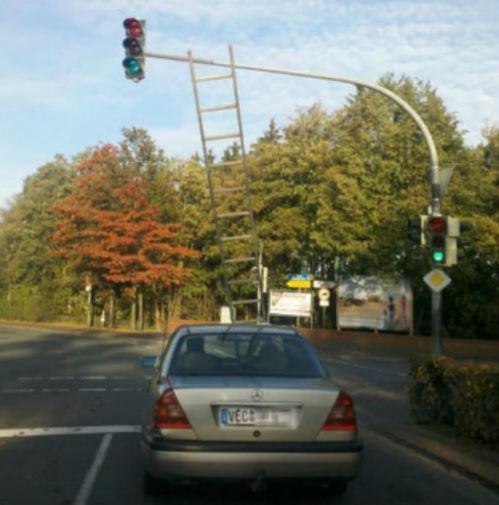 barang dimasukin mobil tapi nyeleneh pol © berbagai sumber