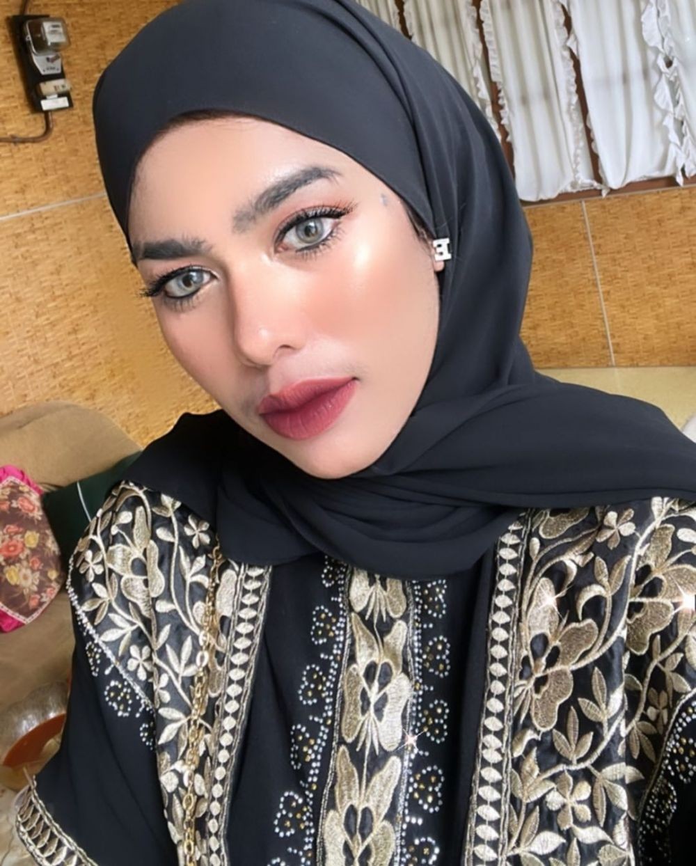 Ayu Wisya dekat Doddy Sudrajat Berbagai sumber