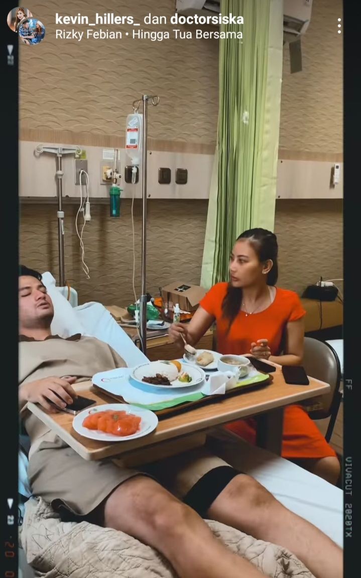 Kevin Hillers syaraf kejepit Berbagai sumber