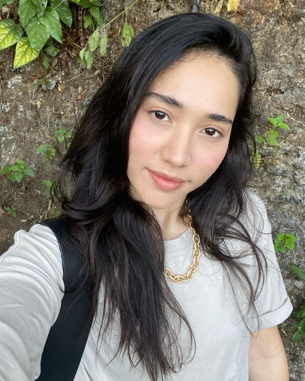 Pesona Laksmi De Neefe Suardana © 2022 Instagram 