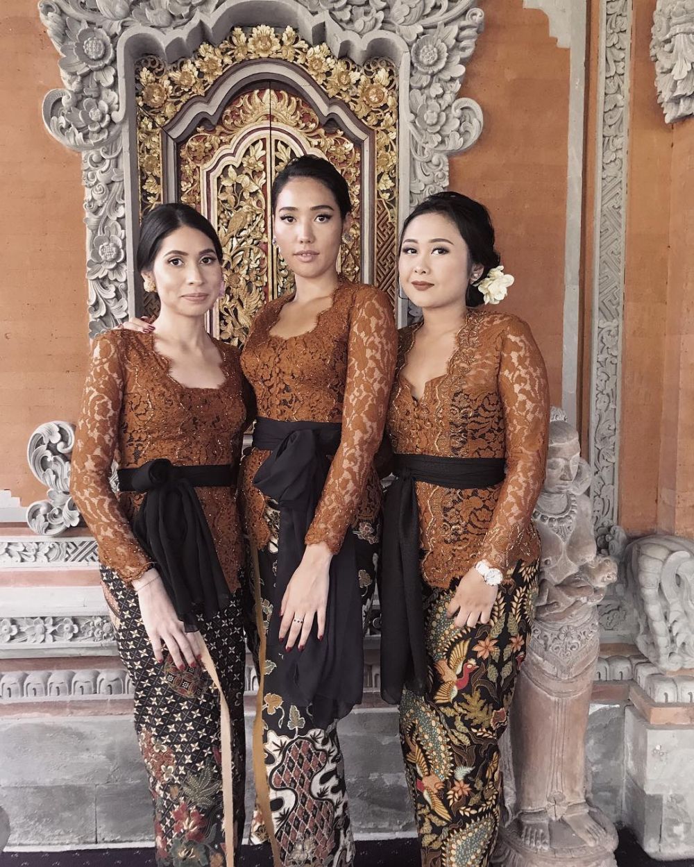 Pesona Laksmi De Neefe Suardana © 2022 Instagram 