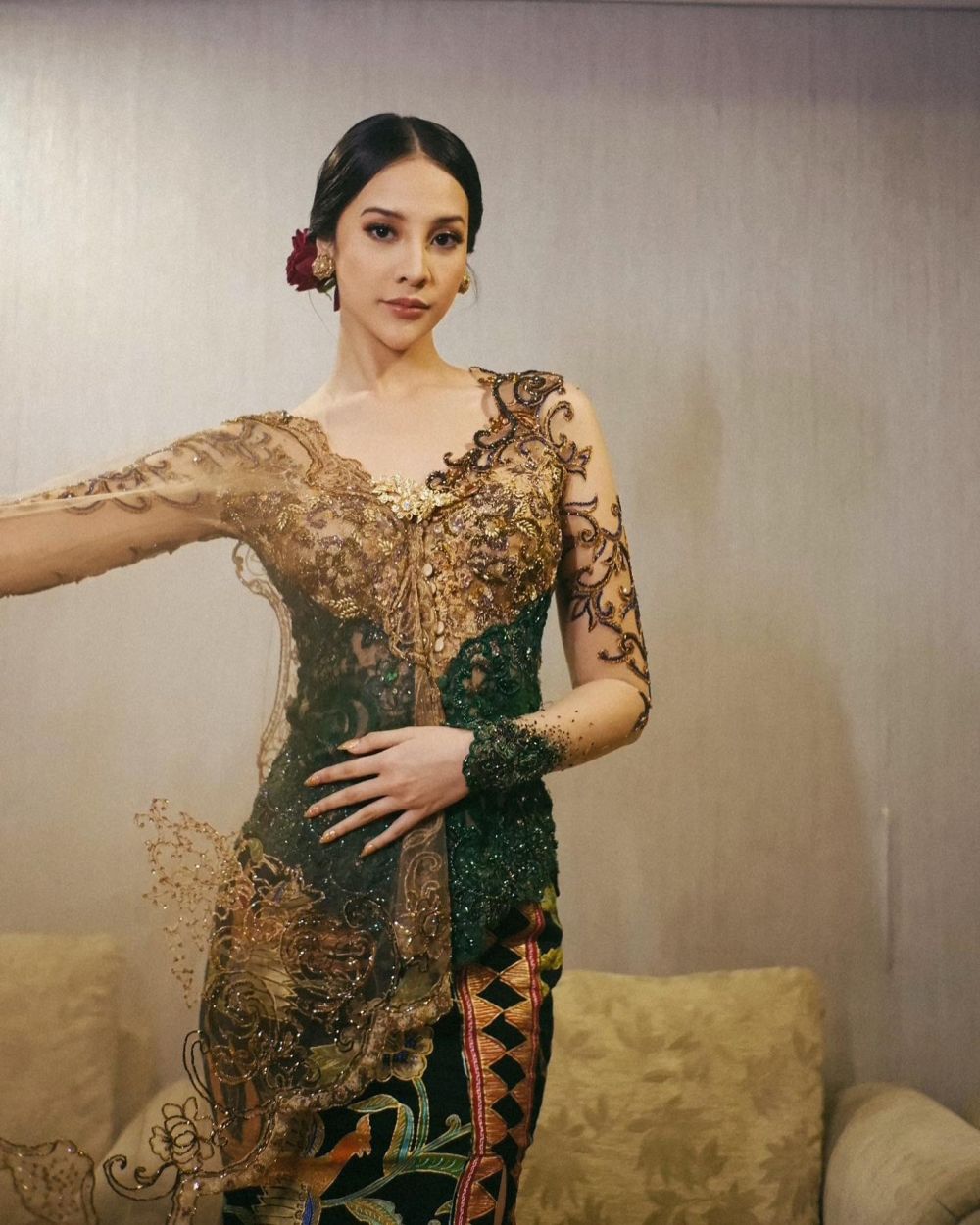 anya juri puteri indonesia © Instagram