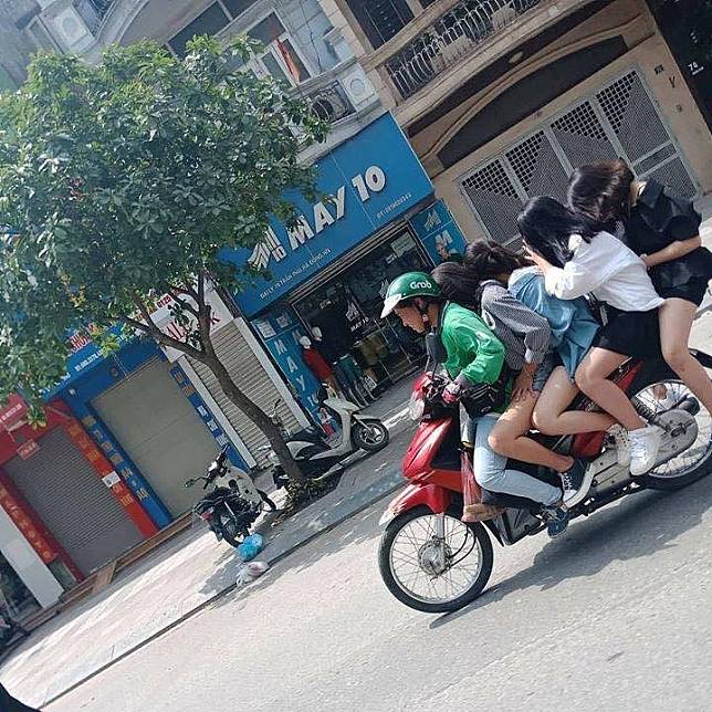 driver ojek online ada-ada aja deh © berbagai sumber