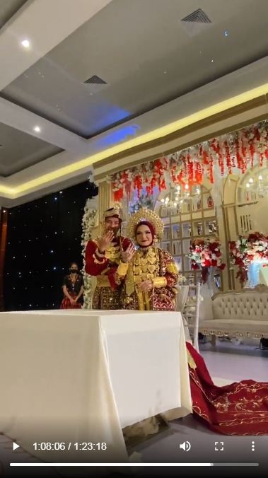 pernikahan Witan Sulaeman berbagai sumber pernikahan Witan Sulaeman berbagai sumber