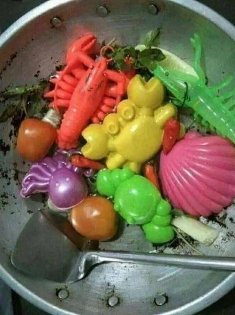 makanan seafood nyeleneh © Berbagai Sumber