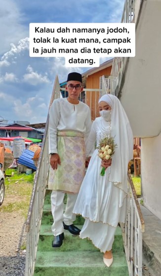 Beda usia 18 tahun, pasangan ini sering dikira bapak dan anak TikTok Beda usia 18 tahun, pasangan ini sering dikira bapak dan anak TikTok