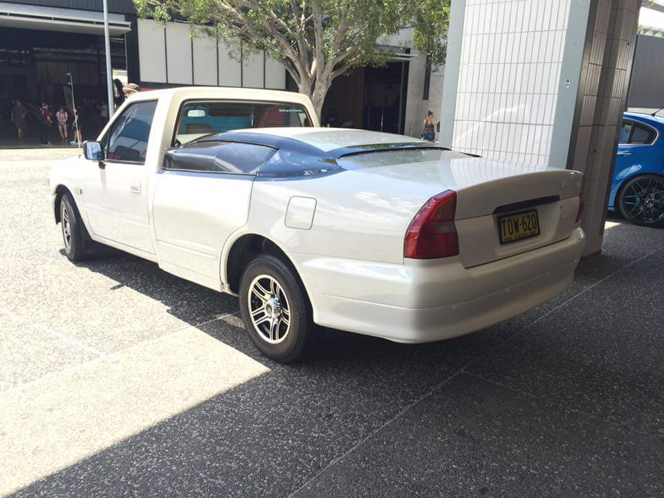 kendaraan disambungin jadi lucu © berbagai sumber