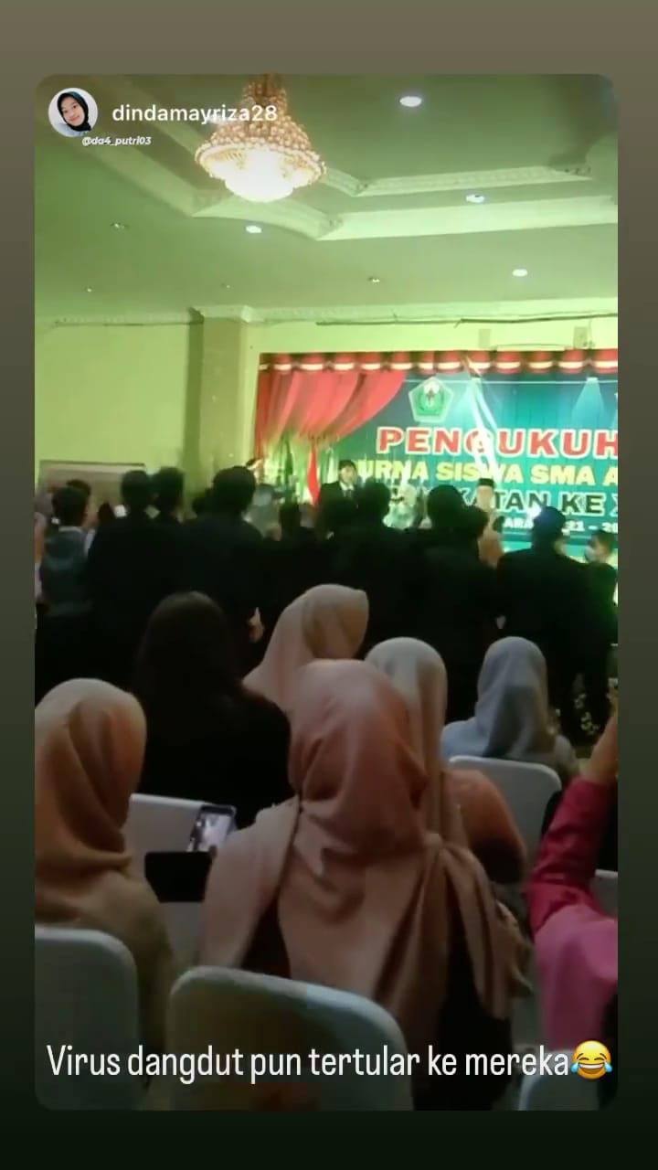 momen wisuda putri da © instagram