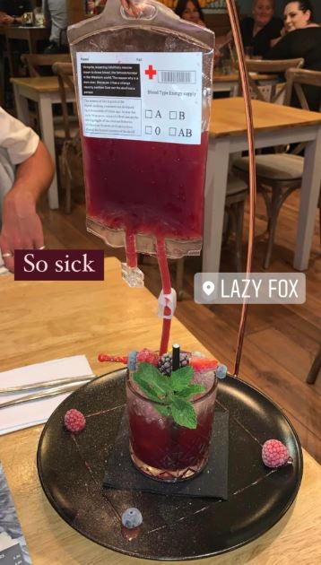 tempat minuman antimainstream © Reddit