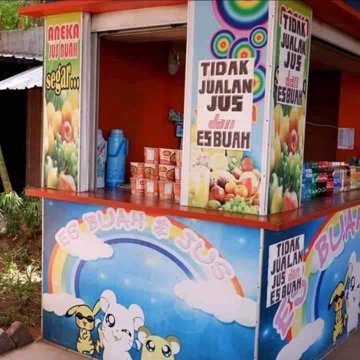 barang dijual tapi salah etalase © berbagai sumber