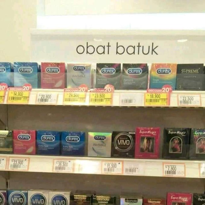 barang dijual tapi salah etalase © berbagai sumber