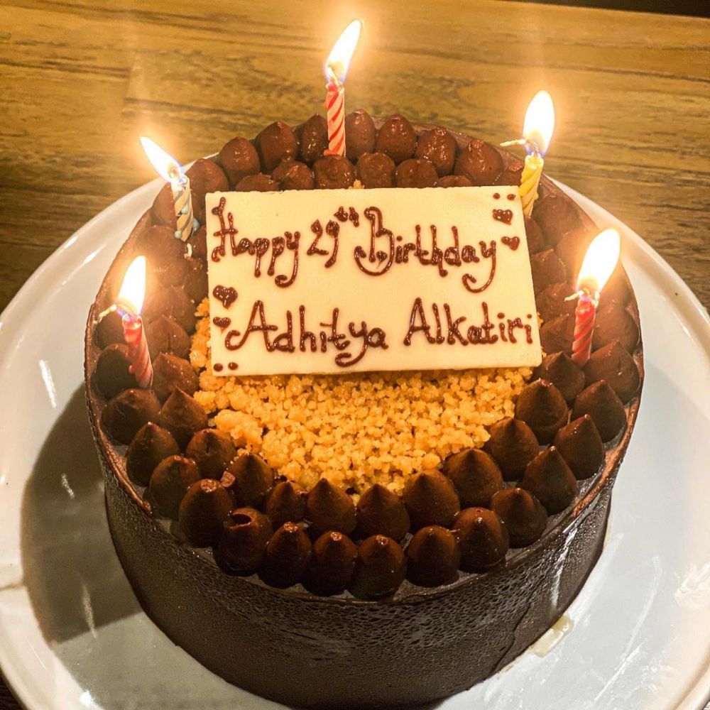 11 Momen ulang tahun Adhitya Alkatiri, kehadiran Fay Nabila disorot