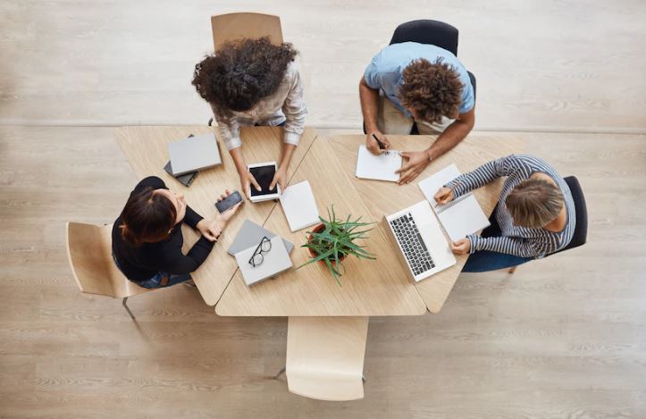 Musyawarah adalah berunding © 2022 berbagai sumber