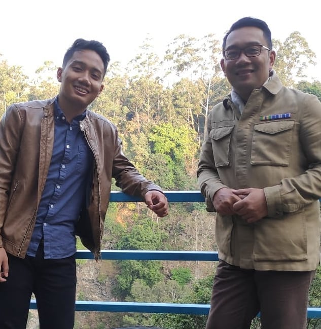 potret kenangan eril bersama keluarga © instagram
