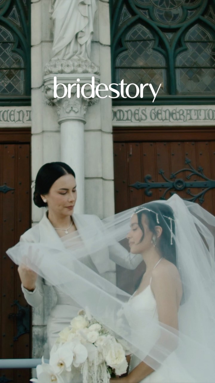 Sophia Latjuba di pernikahan Eva Celia © berbagai sumber