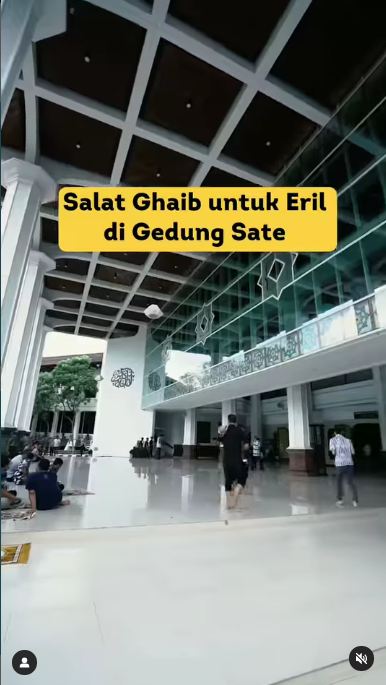 11 Potret suasana salat gaib untuk Eril anak Ridwan Kamil di Bandung