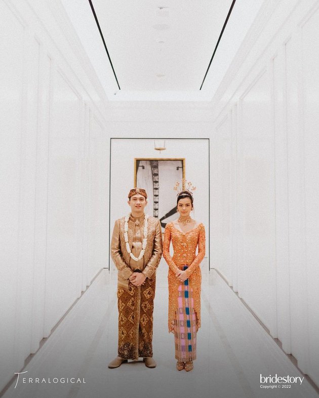 Potret resepsi Eva Celia dan Demas Narawangsa © Instagram