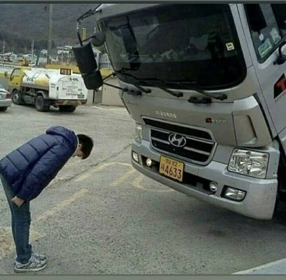 tingkah lucu kalau lagi banyak ide © berbagai sumber tingkah lucu kalau lagi banyak ide © berbagai sumber