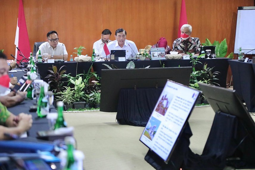 tiket candi borobudur naik © berbagai sumber tiket candi borobudur naik © berbagai sumber