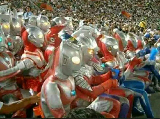 kostum anime di tempat umum © berbagai sumber