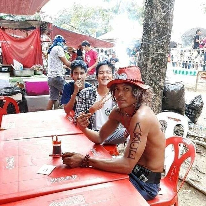 kostum anime di tempat umum © berbagai sumber kostum anime di tempat umum © berbagai sumber