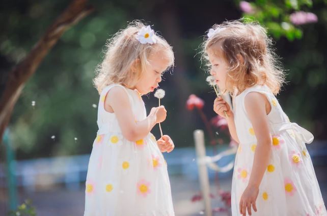 mimpi melahirkan anak perempuan © 2022 berbagai sumber